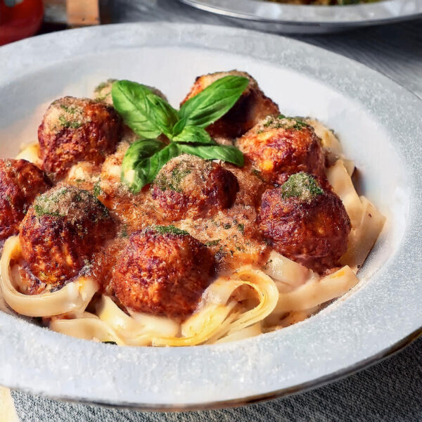 MEATBALLS RAGU PASTA